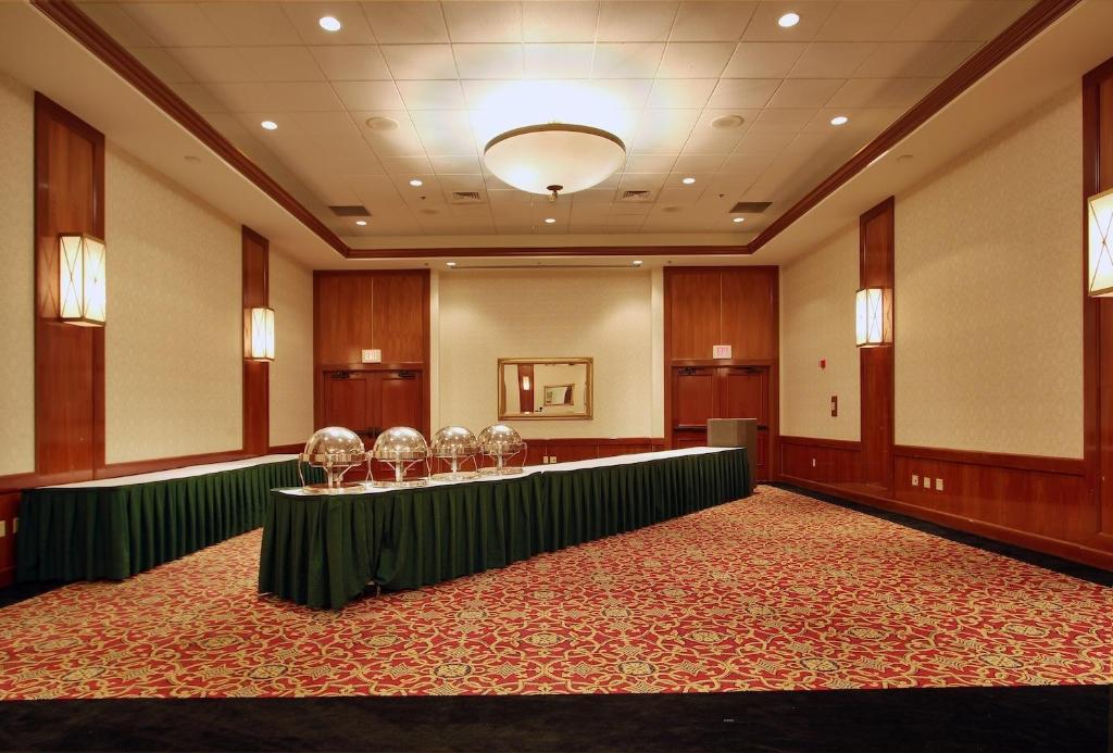 Hotel Mead Resorts & Conventions Center Wisconsin Rapids Esterno foto